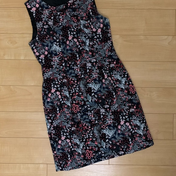 H&M floral mini dress - Picture 2 of 2